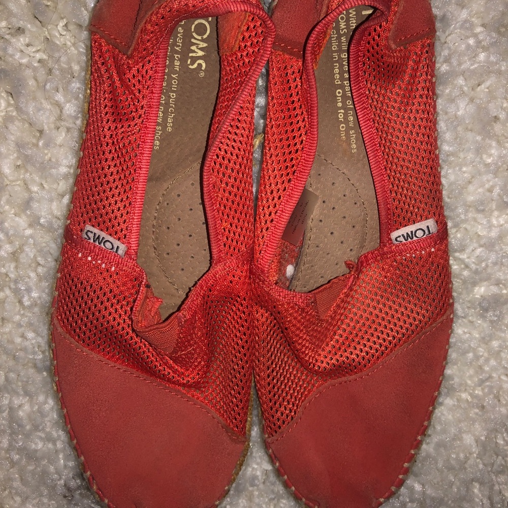 Toms shoes